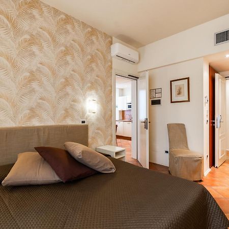 Residence Villa Firenze 알라시오 외부 사진