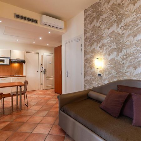 Residence Villa Firenze 알라시오 외부 사진