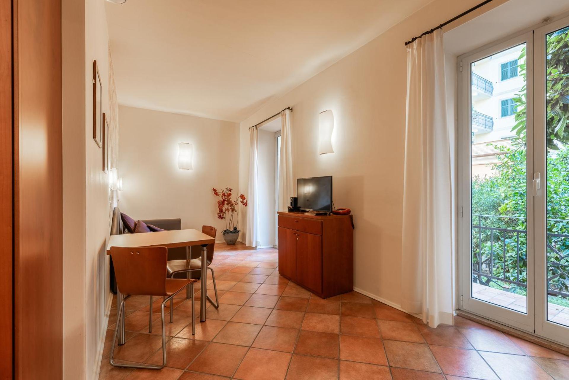 Residence Villa Firenze 알라시오 외부 사진